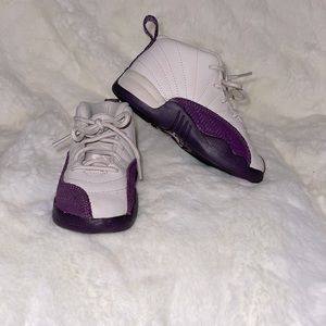 Nike Air Jordan Girl Toddler, purple/beige size 9
